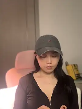 lylxili online show from 05/25/26, 06:45