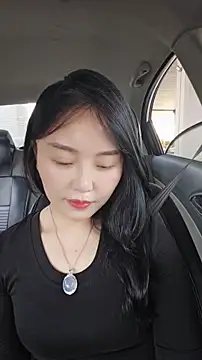 Snapshot of lylxili chatting on 06/15/26, 05:51 lylxili online show from 06/15/26, 05:51