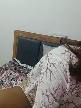 Duskybae  online show from 05/27/26, 01:29