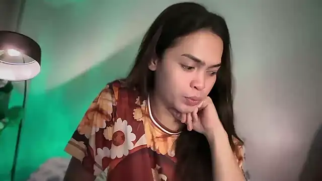 Amylaa online show from 06/19/26, 12:44