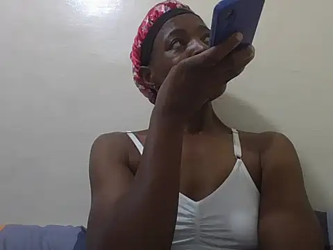 Eebony Bubbly online show from 06/16/26, 11:43