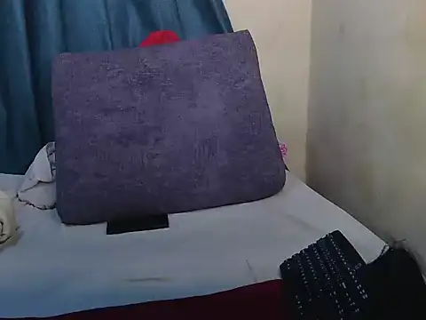 chocolate peggy online show from 07/10/26, 10:32