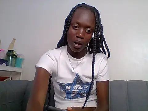 SLIM-EBONY2006 online show from 06/30/26, 12:49