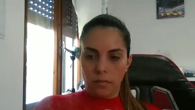 Snapshot of CampanulaHot chatting on 05/26/26, 10:02 CampanulaHot online show from 05/26/26, 10:02