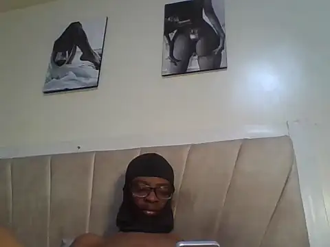 freakyboy255 online show from 07/18/26, 03:42