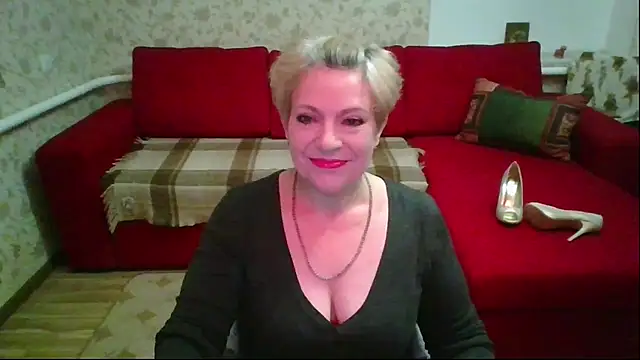 Snapshot of SamantaxFocs chatting on 05/21/26, 02:31 SamantaxFocs online show from 05/21/26, 02:31