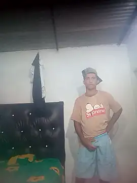 soymartinez2004 online show from 06/07/26, 01:44