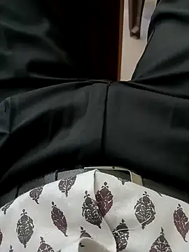 Snapshot of Playboygujrati chatting on 12/06/24, 08:32 Playboygujrati online show from 12/06/24, 08:32