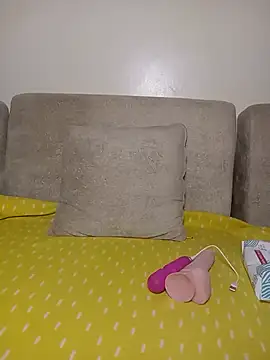 Snapshot of prettymissrose chatting on 06/19/26, 07:41 prettymissrose online show from 06/19/26, 07:41