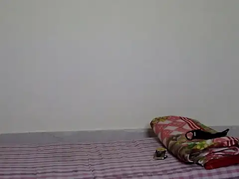 lovely jullyy online show from 05/27/26, 02:02