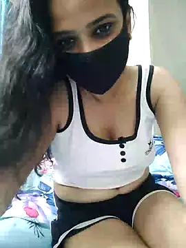 Snapshot of Amrita_Thakur01 chatting on 05/28/26, 01:28 Amrita Thakur01 online show from 05/28/26, 01:28