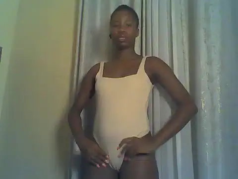 Snapshot of Cuteebony16 chatting on 05/28/26, 06:14 Cuteebony16 online show from 05/28/26, 06:14