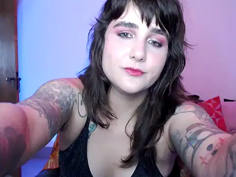 Snapshot of nyxie_bloom chatting on 05/19/26, 07:32 nyxie bloom online show from 05/19/26, 07:32