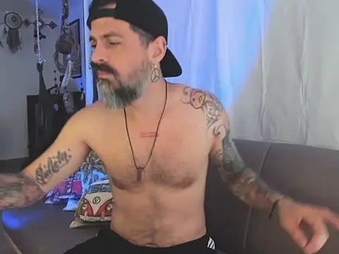 Miguel angeel  online show from 06/15/26, 02:06