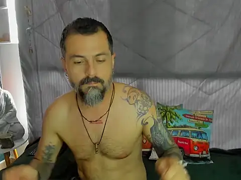 Miguel angeel  online show from 05/21/26, 02:14