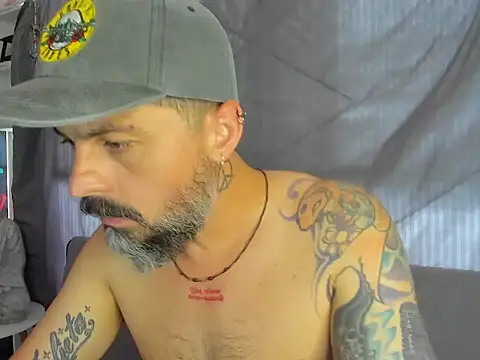 Miguel angeel  online show from 05/23/26, 02:05
