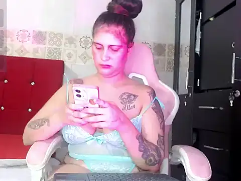 Dulce Vip online show from 05/22/26, 01:42