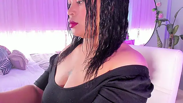 Bianca DVarela online show from 06/08/26, 01:11