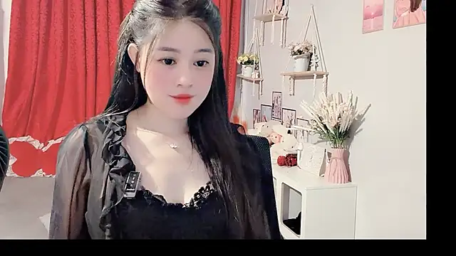 Bee-Cherry online show from 06/05/26, 05:56