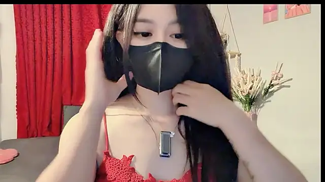Bee-Cherry online show from 07/07/26, 07:28