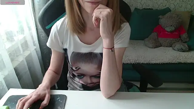 -Millamanka- online show from 05/26/26, 01:09