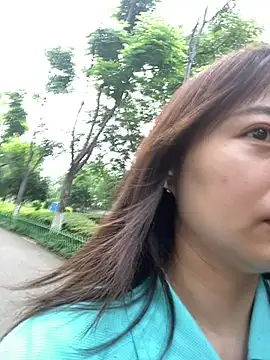 Snapshot of CRROO-AA chatting on 06/02/26, 12:43 CRROO-AA online show from 06/02/26, 12:43