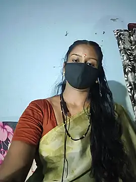 Snapshot of madhushree143 chatting on 06/19/26, 04:51 madhushree143 online show from 06/19/26, 04:51