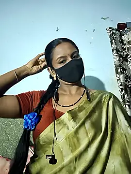 Snapshot of madhushree143 chatting on 06/30/26, 05:29 madhushree143 online show from 06/30/26, 05:29