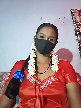 Snapshot of madhushree143 chatting on 07/10/26, 04:34 madhushree143 online show from 07/10/26, 04:34