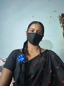 Snapshot of madhushree143 chatting on 06/15/26, 05:07 madhushree143 online show from 06/15/26, 05:07