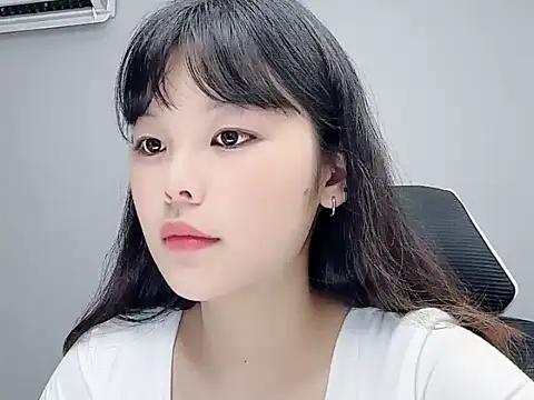 Mia8888 online show from 05/24/26, 03:50