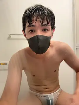Snapshot of otter_1 chatting on 07/18/26, 10:35 otter 1 online show from 07/18/26, 10:35