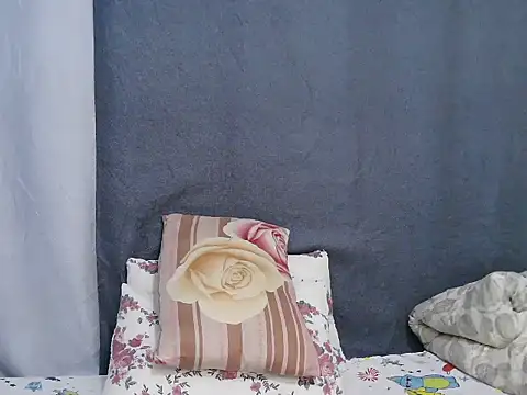 Cute lyn online show from 05/25/26, 10:52
