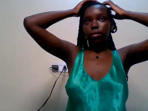 sexy tessiah online show from 06/09/26, 04:41