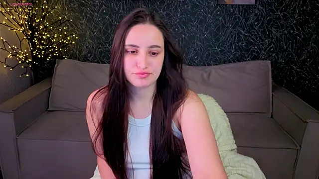Snapshot of Elizabet_Colllins chatting on 07/08/26, 01:41 Elizabet Colllins online show from 07/08/26, 01:41