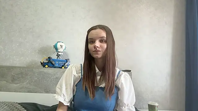 Snapshot of LisbethShellenbarger chatting on 05/21/26, 07:50 LisbethShellenbarger online show from 05/21/26, 07:50