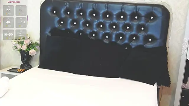 Chocolate 33 online show from 06/16/26, 04:12