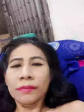 Snapshot of Alisaa0716 chatting on 07/06/26, 07:59 Alisaa0716 online show from 07/06/26, 07:59