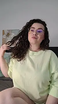 Elissa Floyd   online show from 05/23/26, 05:17