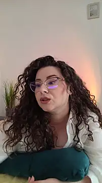Snapshot of Elissa_Floyd__ chatting on 06/17/26, 07:30 Elissa Floyd online show from 06/17/26, 07:30
