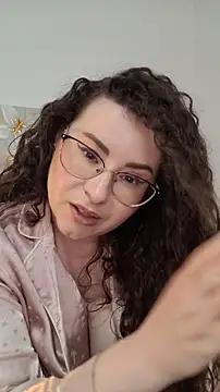 Snapshot of Elissa_Floyd__ chatting on 06/04/26, 09:25 Elissa Floyd online show from 06/04/26, 09:25