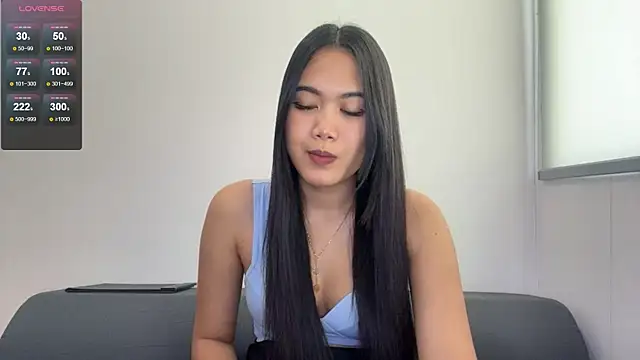 Snapshot of CozyMia chatting on 05/20/26, 04:53 CozyMia online show from 05/20/26, 04:53