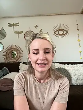 Lilygreen1 online show from 05/19/26, 09:16