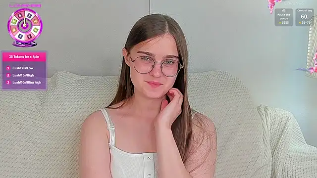 Snapshot of Veta_cutE chatting on 07/19/26, 10:45 Veta cutE online show from 07/19/26, 10:45