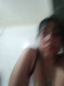 OliviaWilliamm online show from 06/27/26, 02:39
