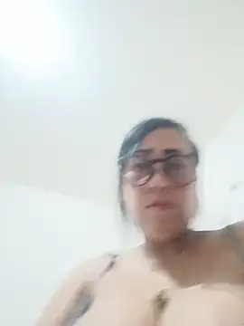 OliviaWilliamm online show from 06/28/26, 05:30
