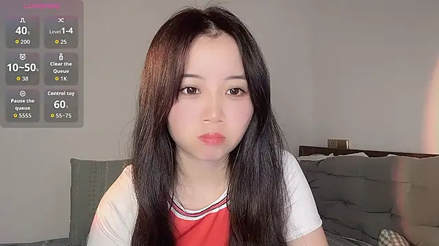 Snapshot of 77-Vicky chatting on 06/18/26, 11:48 77-Vicky online show from 06/18/26, 11:48