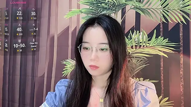 Snapshot of 77-Vicky chatting on 05/31/26, 06:08 77-Vicky online show from 05/31/26, 06:08