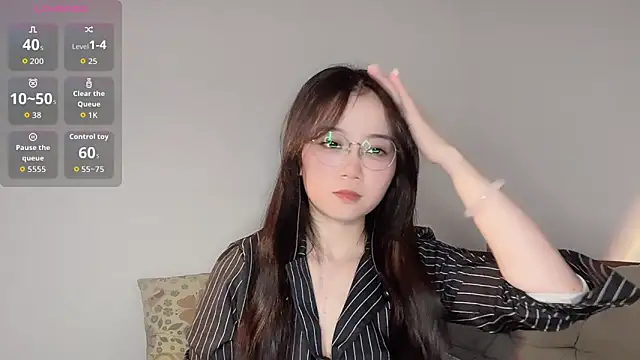 Snapshot of 77-Vicky chatting on 06/16/26, 07:52 77-Vicky online show from 06/16/26, 07:52