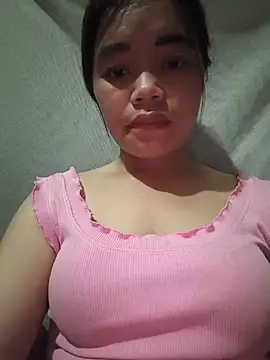 Snapshot of Emma-sin chatting on 07/14/26, 10:54 Emma-sin online show from 07/14/26, 10:54